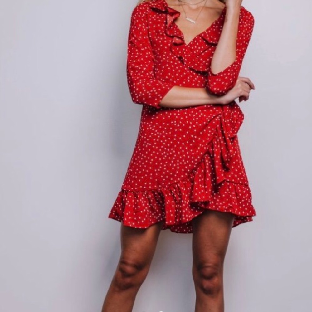 NWOT STAR PRINT WRAP DRESS